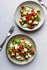 Spaghettis de courgettes au pesto Spaghettis de courgettes au pesto