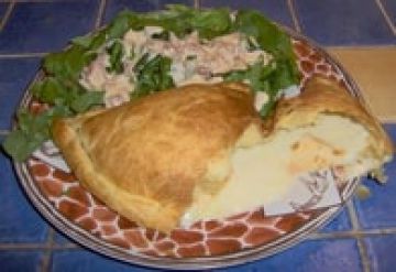 Feuilleté de reblochon et sa crème au lard Feuilleté de reblochon et sa crème au lard
