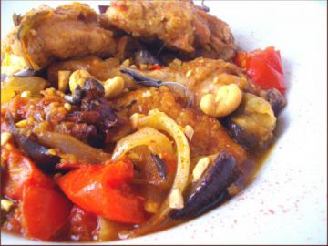 Poulet kedjenou (Côte d'Ivoire) Poulet kedjenou (Côte d'Ivoire)