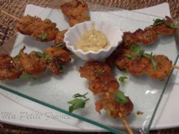 Brochettes de crevettes marinées à la sauce soja