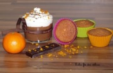 Mousse chocolat clémentine, chantilly à la fleur d'oranger Mousse chocolat clémentine, chantilly à la fleur d'oranger