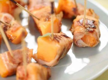 Bouchées de melon à la poitrine fumée Bouchées de melon à la poitrine fumée