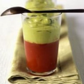 Gaspacho de légumes épicés au guacamole