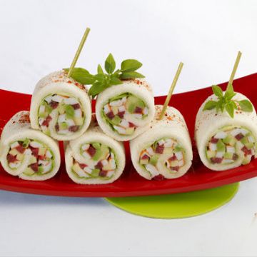 Roulés à l'avocat et surimi Roulés à l'avocat et surimi