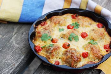 Boulettes de porc gratinées aux légumes et au reblochon Boulettes de porc gratinées aux légumes et au reblochon