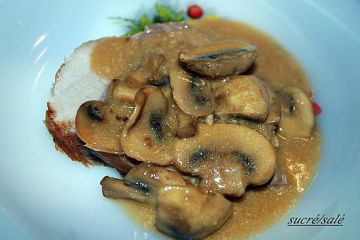 Rôti de porc en cocotte aux champignons Rôti de porc en cocotte aux champignons