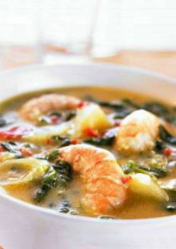 Soupe créole de crevettes et légumes au lait de coco Soupe créole de crevettes et légumes au lait de coco