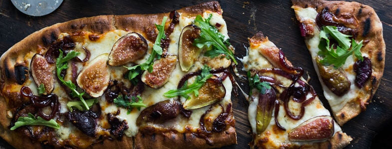 Pizza aux figues et gorgonzola Pizza aux figues et gorgonzola