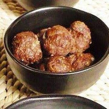 Boulettes light à la libanaise et sauce au yaourt allégé Boulettes light à la libanaise et sauce au yaourt allégé