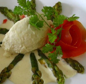 Bavarois d'asperges, mousseline au citron Bavarois d'asperges, mousseline au citron