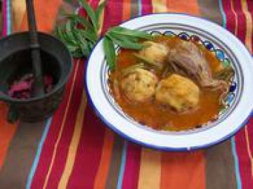 Lasbanne (boulettes de semoule berbères) Lasbanne (boulettes de semoule berbères)