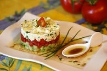 Tartare de concombre, tomate et feta Tartare de concombre, tomate et feta