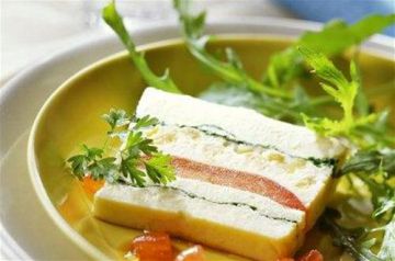 Terrine de légumes aux tomates et à la roquette Terrine de légumes aux tomates et à la roquette