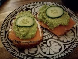 Tartine saumon avocat et fromage blanc Tartine saumon avocat et fromage blanc