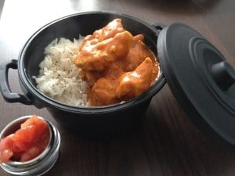 Poulet au beurre de cacahuète et lait de coco Poulet au beurre de cacahuète et lait de coco