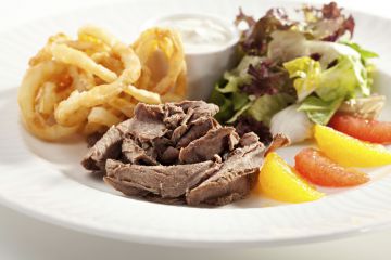 Sauté d'agneau et pamplemousse rose au persil Sauté d'agneau et pamplemousse rose au persil