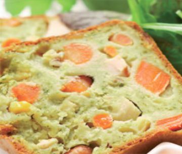 Cake “encore tiède” au pesto, filet de volaille et carottes Cake “encore tiède” au pesto, filet de volaille et carottes