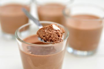 Mousse au yaourt, chocolat et café Mousse au yaourt, chocolat et café