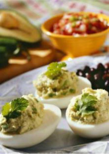 Oeufs à la purée d'avocat Oeufs à la purée d'avocat