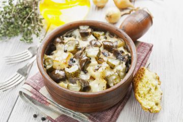 Poêlée de rognons de veau aux champignons et lardons Poêlée de rognons de veau aux champignons et lardons