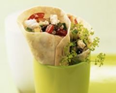 Salade crétoise en cornets de pain tortilla (créte) Salade crétoise en cornets de pain tortilla (créte)