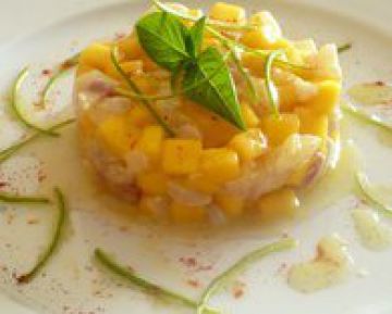 Tartare de daurade et mangue à l'huile de vanille Tartare de daurade et mangue à l'huile de vanille