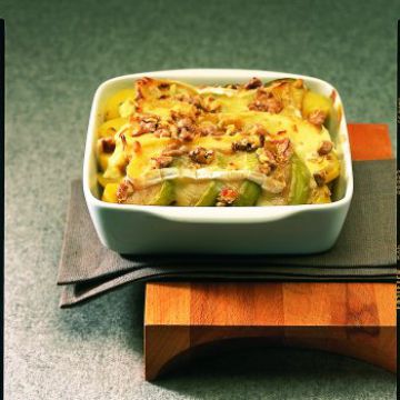 Gratin aux deux pommes et au pont-l’évêque Gratin aux deux pommes et au pont-l’évêque