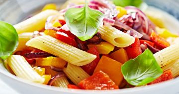 Penne au basilic et à la crème de poivron rouge Penne au basilic et à la crème de poivron rouge
