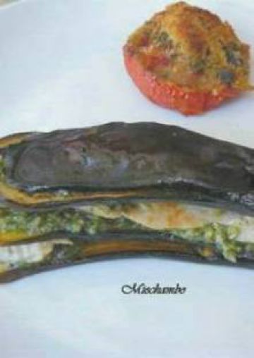 Mille-feuilles d' aubergines et poulet au pesto Mille-feuilles d' aubergines et poulet au pesto