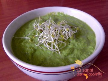 Soupe crue céleri avocat Soupe crue céleri avocat