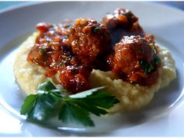 Boulettes-purée comme à lisbonne. Boulettes-purée comme à lisbonne.