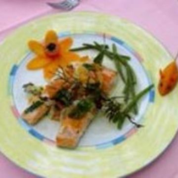 Saumon au bouillon pimenté Saumon au bouillon pimenté