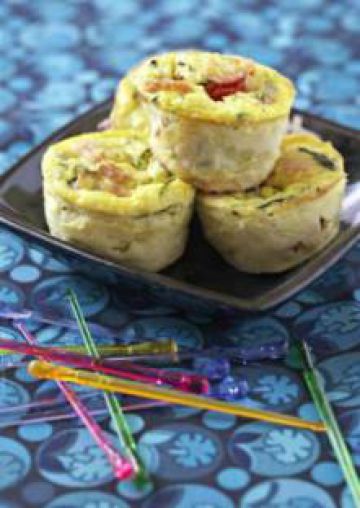 Mini clafoutis aux tomates cerises, courgettes et jambon Mini clafoutis aux tomates cerises, courgettes et jambon