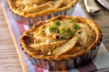 Quiches aux poires et au roquefort Quiches aux poires et au roquefort