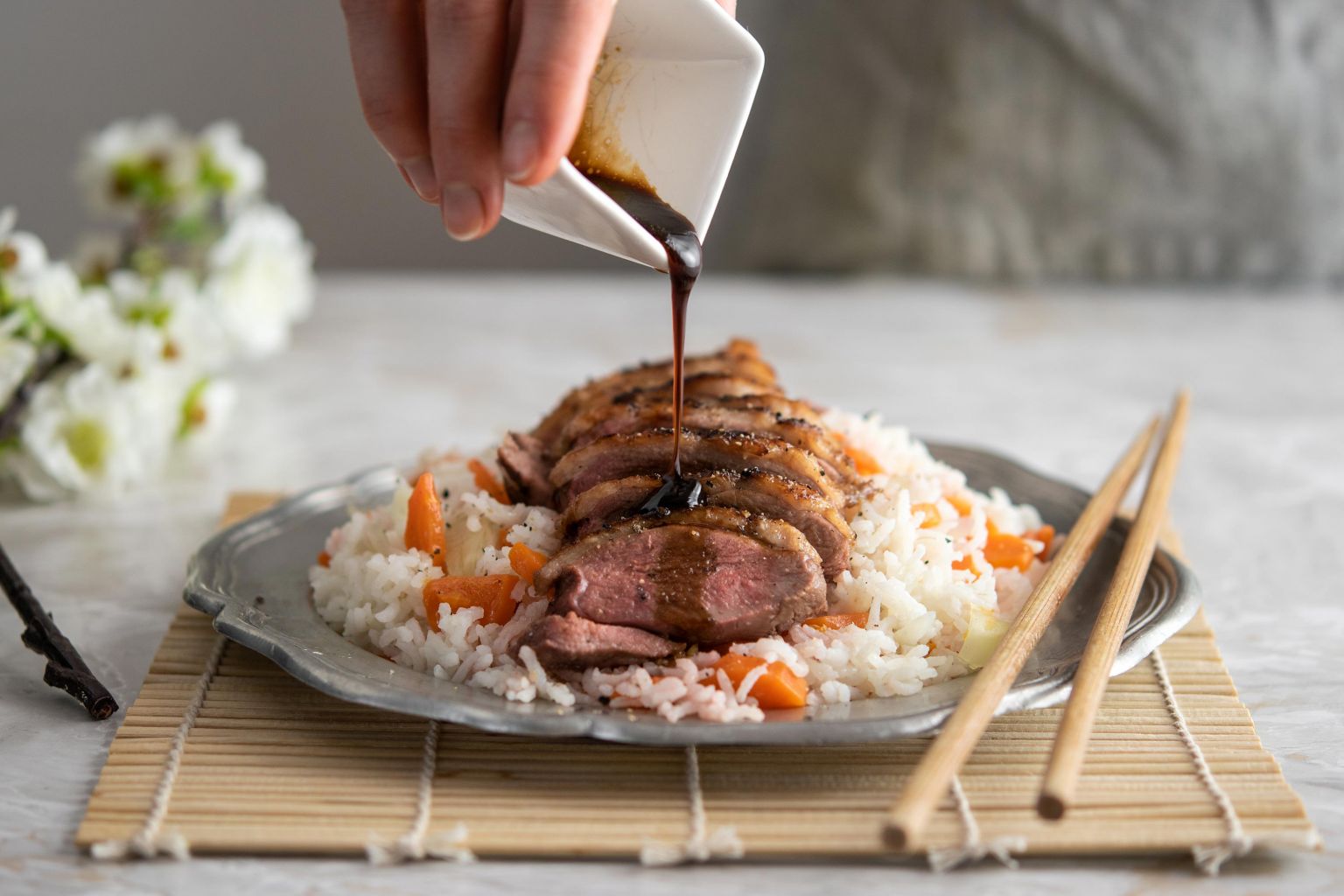 Canette laquée (au soja, vinaigre de riz et miel) Canette laquée (au soja, vinaigre de riz et miel)