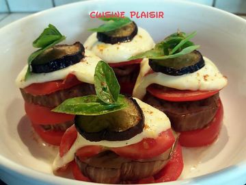 Aubergine tomate mozzarella gratinée Aubergine tomate mozzarella gratinée