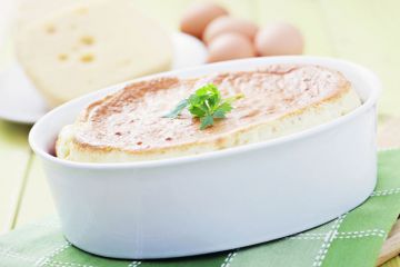 Soufflé de nouilles au jambon et aux champignons Soufflé de nouilles au jambon et aux champignons