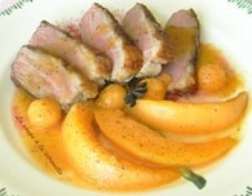 Magret de canard et poêlée de melon aux épices