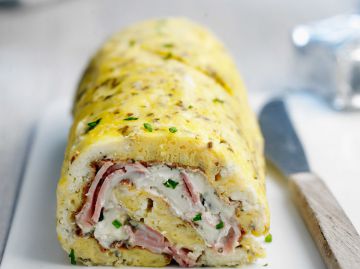 Omelette roulée au fromage frais et jambon Omelette roulée au fromage frais et jambon