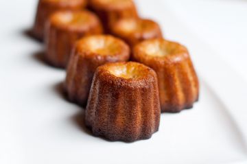 Cannelés à l'ail et fines herbes Cannelés à l'ail et fines herbes