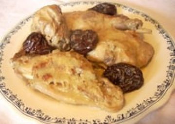 Lapin aux pruneaux, poireaux et céleri Lapin aux pruneaux, poireaux et céleri