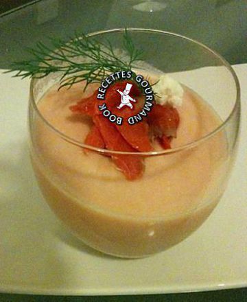 Panna Cotta de chou-fleur au saumon fumé Panna Cotta de chou-fleur au saumon fumé