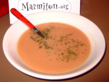 Soupe à la farine rôtie (Bâle, Suisse) Soupe à la farine rôtie (Bâle, Suisse)