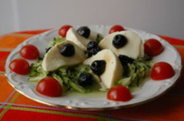 Courgettes marinées à la mozzarella Courgettes marinées à la mozzarella