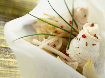 Papillote de poisson oignons cumin Papillote de poisson oignons cumin