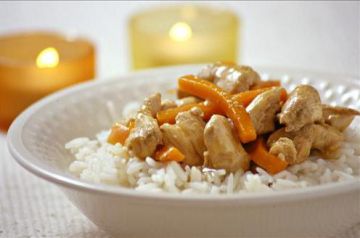Sauté de poulet aux carottes et au gingembre Sauté de poulet aux carottes et au gingembre