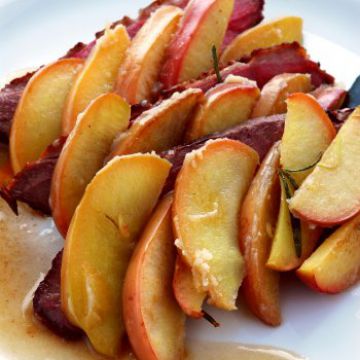 Canard aux pommes, au vin blanc Canard aux pommes, au vin blanc