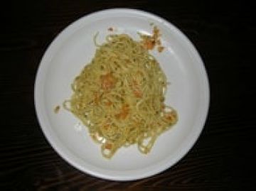 Spaghettis carottes et basilic Spaghettis carottes et basilic