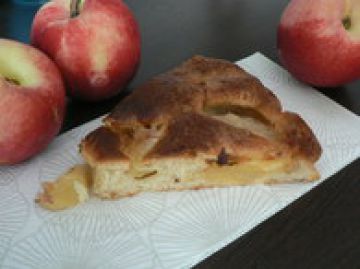 Gâteau sucré aux nectarines