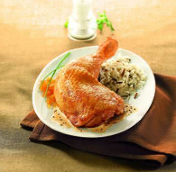 Cuisse de poulet sauce moutarde, riz parfumé et sa compotée d'abricots Cuisse de poulet sauce moutarde, riz parfumé et sa compotée d'abricots